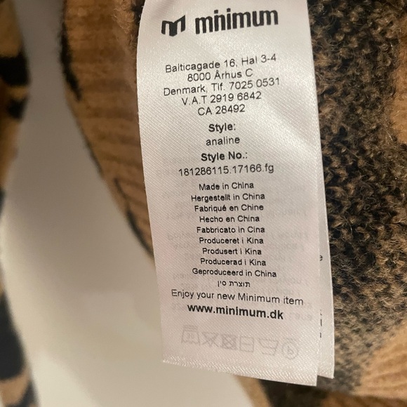 Minimum brand gorgeous sweater - Picture 4 of 5